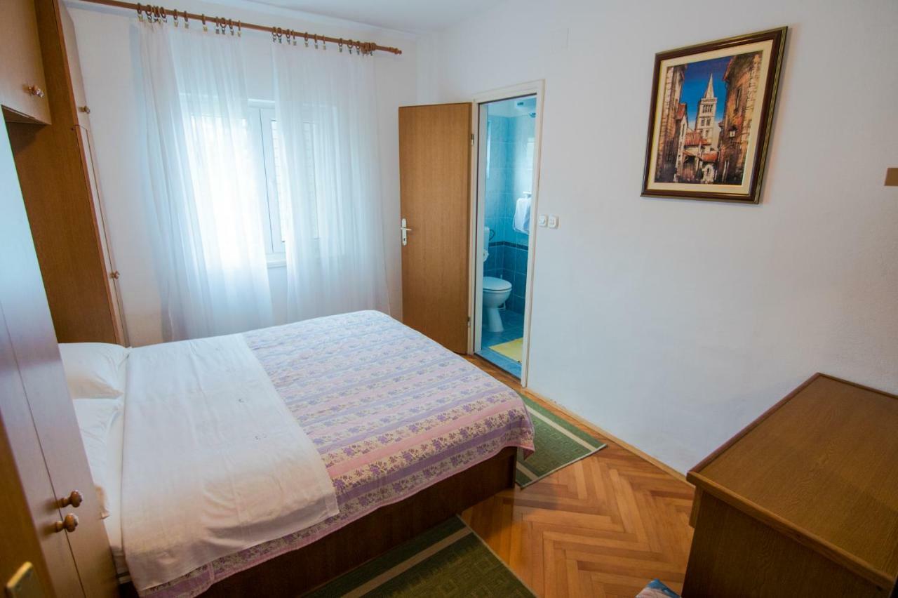 Apartments Picolo Paradiso Miljenko Debelic Barbat na Rabu Exteriör bild